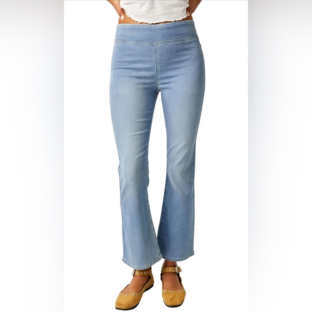NWOT Free People We The Free In My Feelings Mid Rise Crop Boot Jeans!